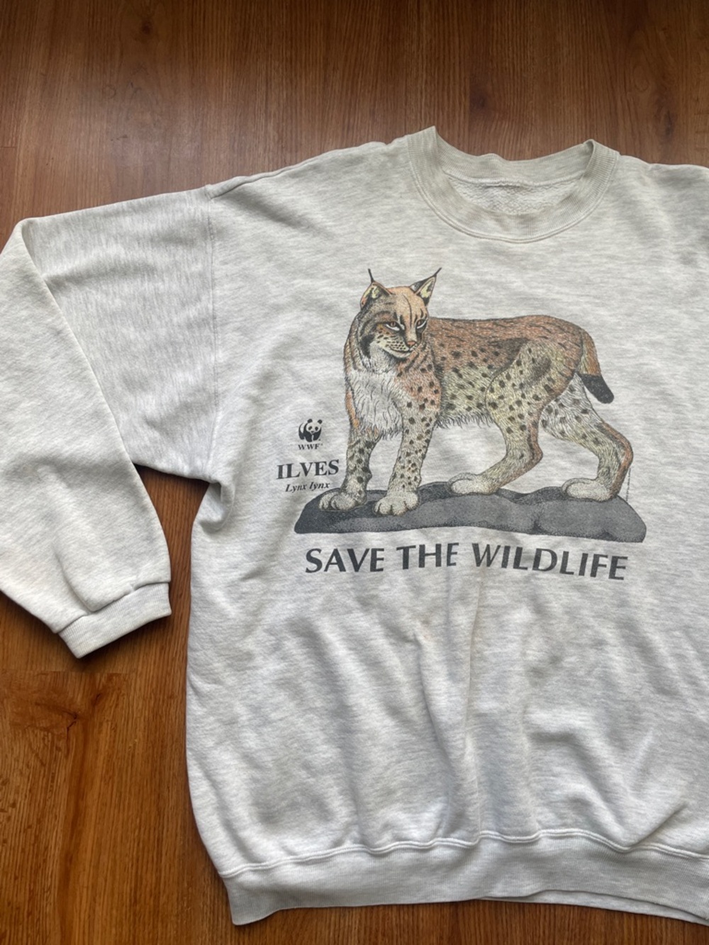 Save The Wildlife Lynx Sweatshirt - Light Gray